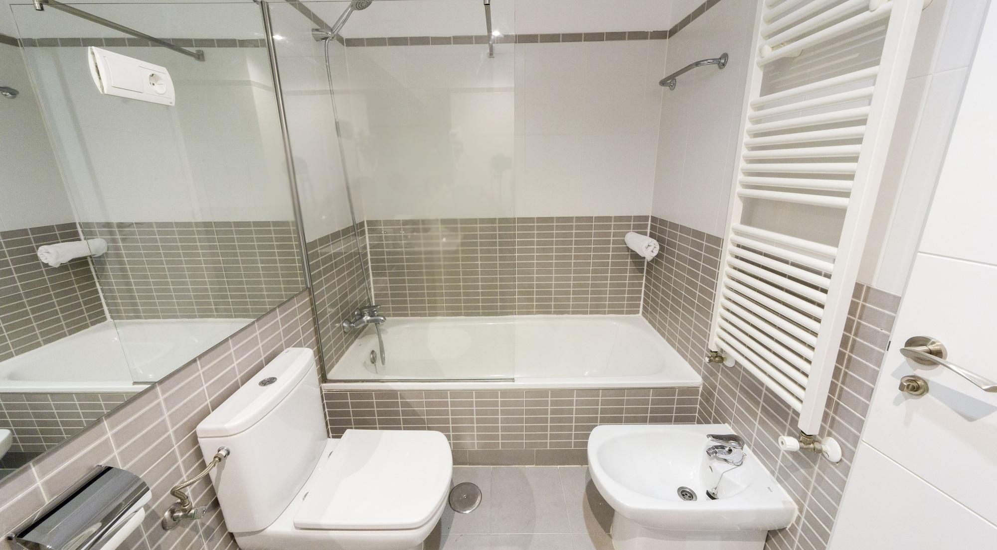 Lh Gran Via Selection Apartment Madrid Exterior foto